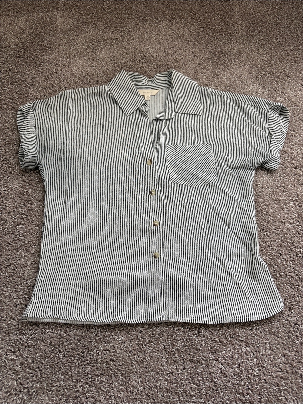 Black & White Vertical Striped Button-up Shirt